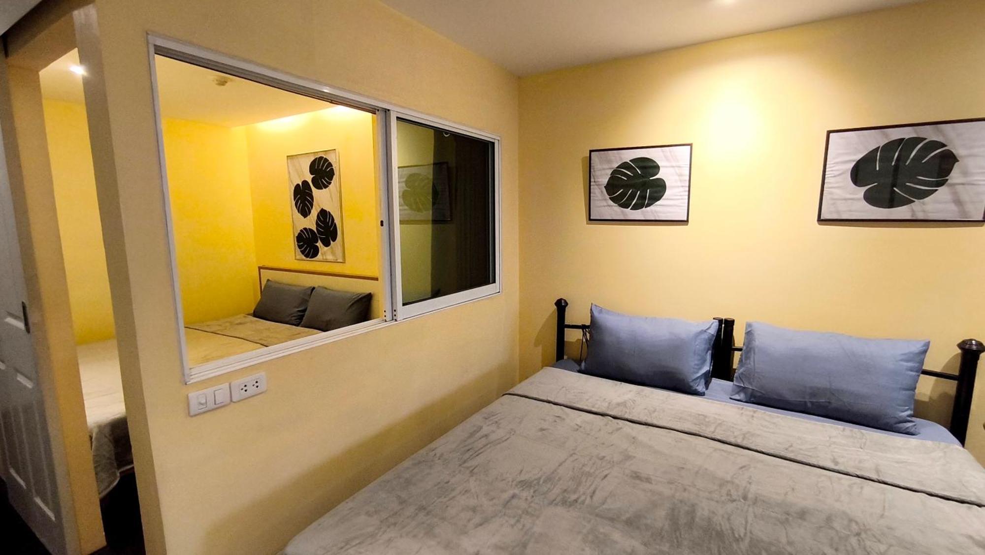 Apartment Silom 1bedroom With 2 Kings Bed For 4 Persons
